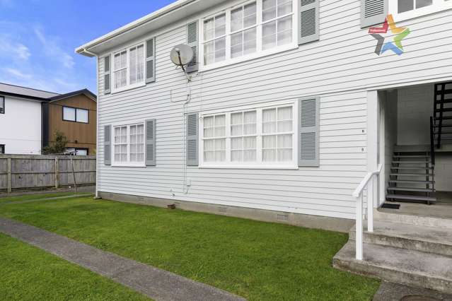 6/95 Whites Line East Waiwhetu_1