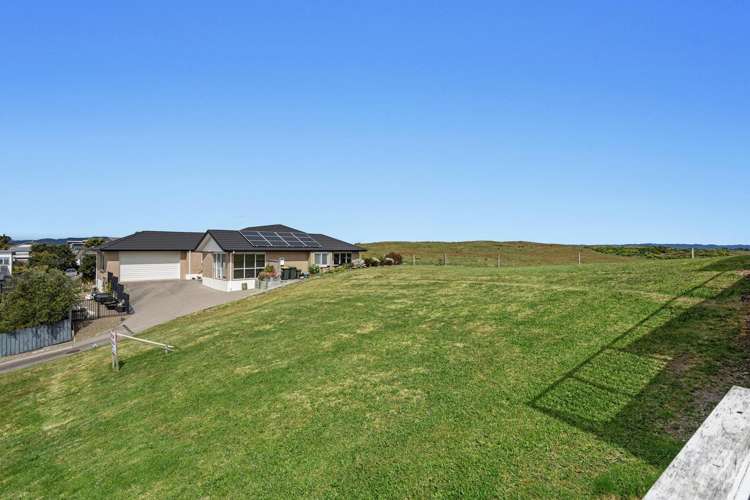 39 Omega Place Coastlands_12