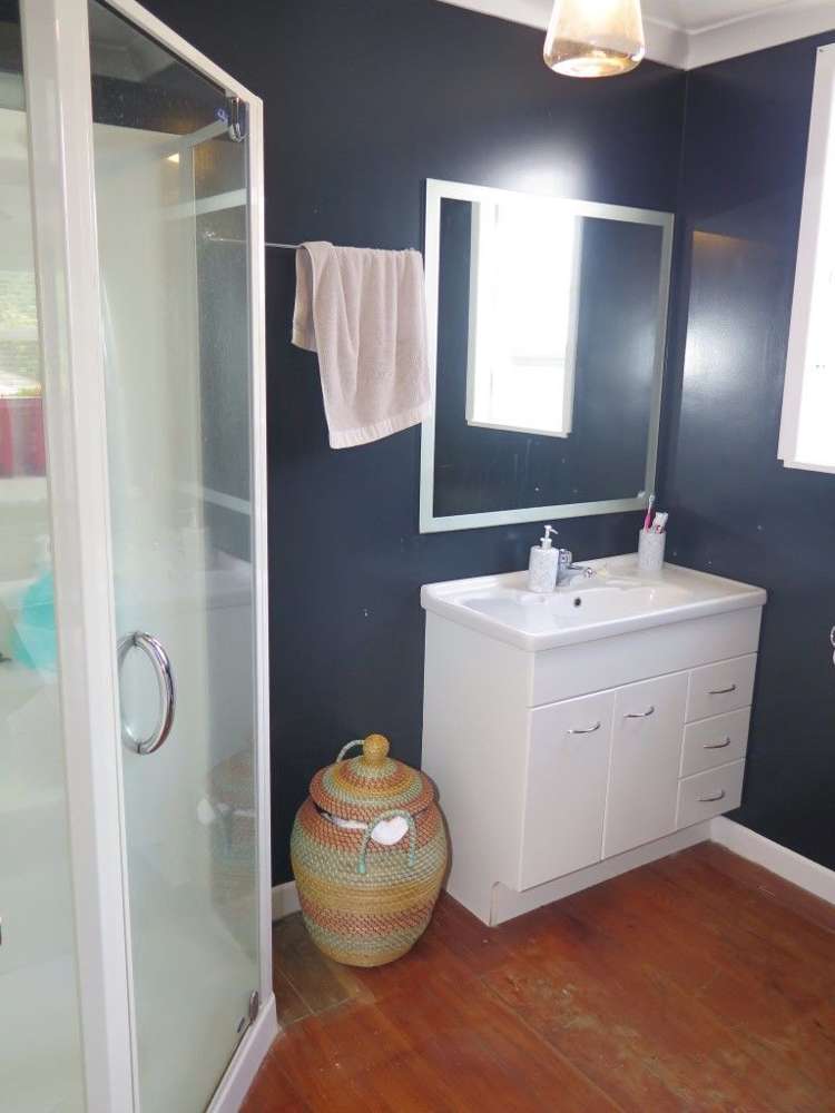 2 Smith Street Raglan_13