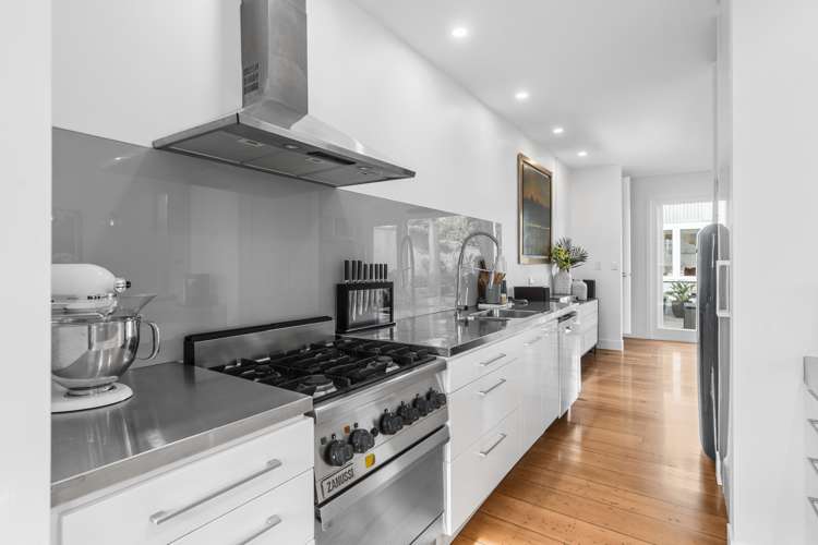 2 Gibraltar Crescent Parnell_12