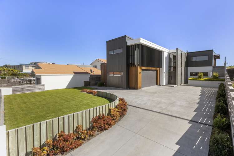 2 Roy Terrace Moturoa_22