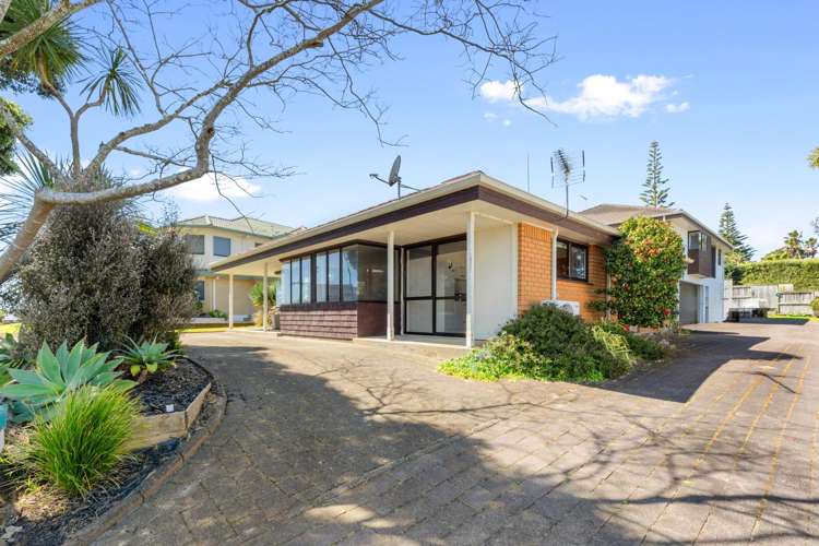 4 Pacific View Road Papamoa_11
