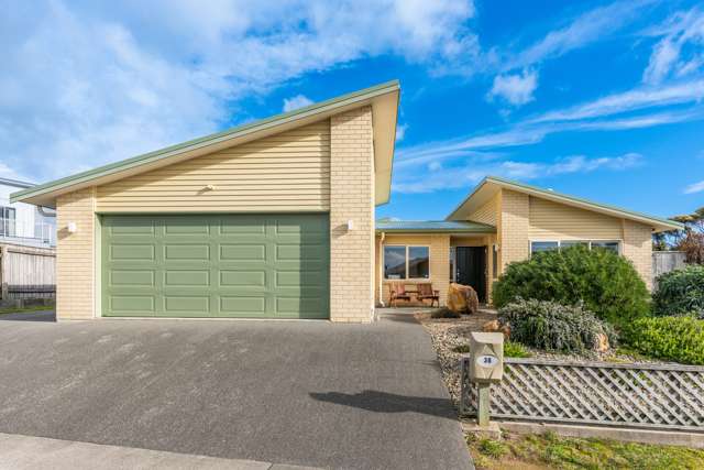 36 Pharazyn Avenue Waikanae Beach_2