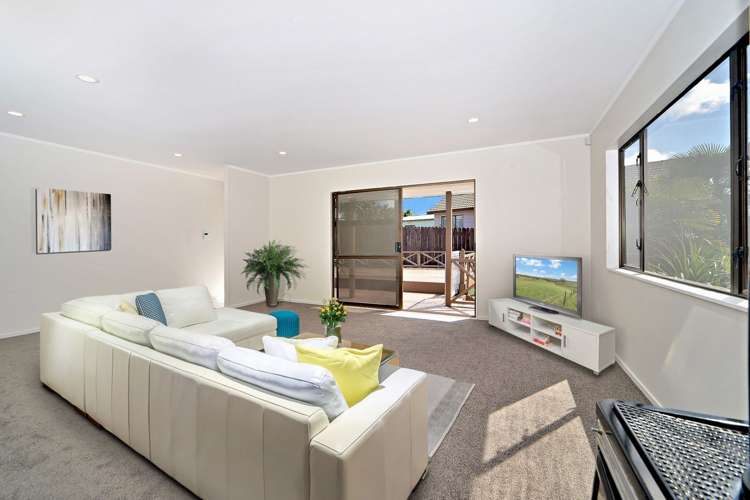 42 Charntay Avenue Clover Park_8