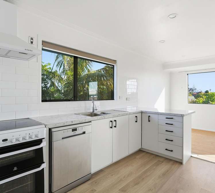 56 Matua Road Matua_8