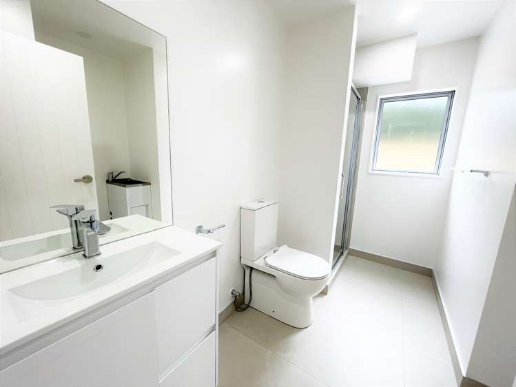 G01/3 Beaumonts Way Manurewa_6