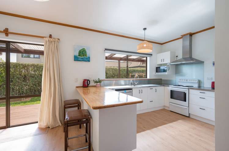 20 Lobank Place Richmond_8