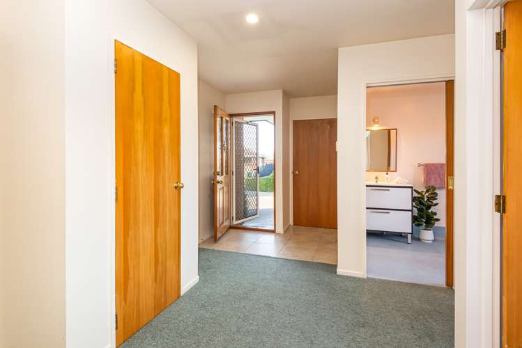 9 Stopforth Street Woodend_18