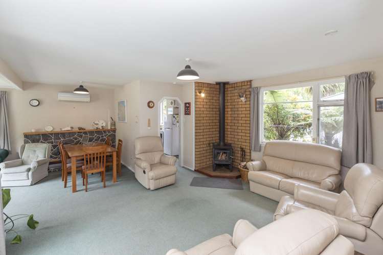 11 Factory Road Little Akaloa_6