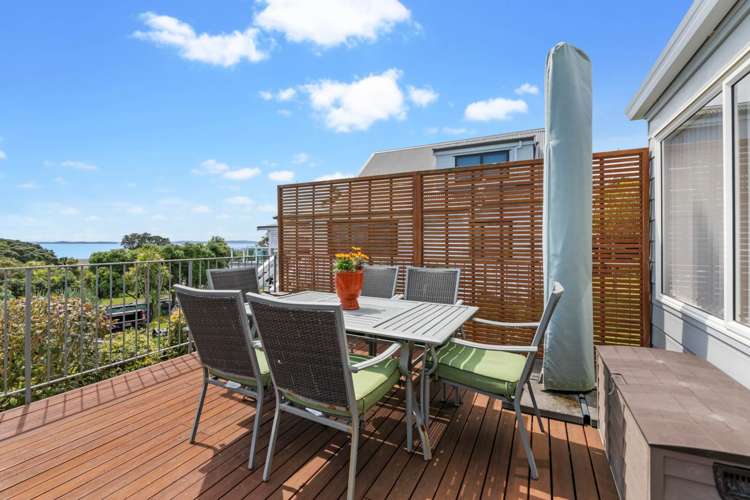 31b Pacific Parade Army Bay_7