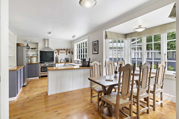 269 High Street North Carterton_10