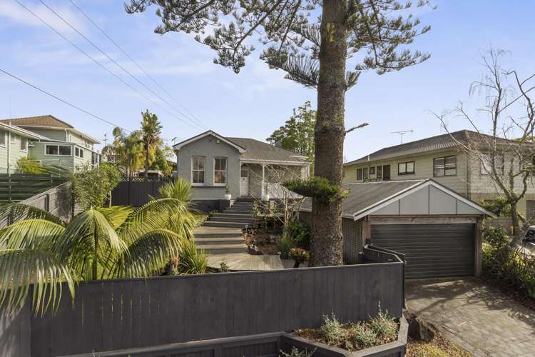 13 South Lynn Road Titirangi_1