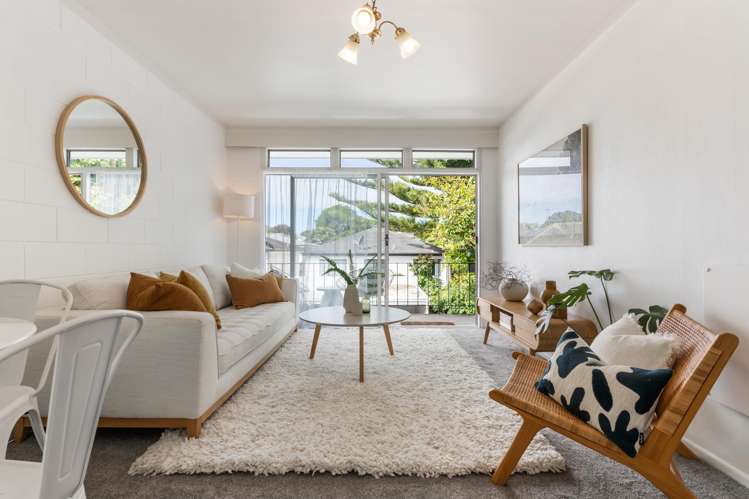 8/35 St Lukes Road_4