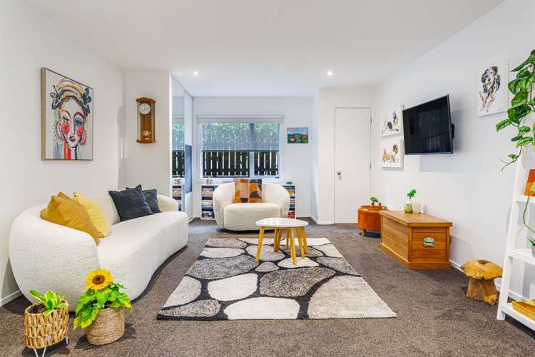 6 Sunnyview Road Greenhithe_15