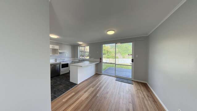 11 Sydney Crescent Raumati South_4