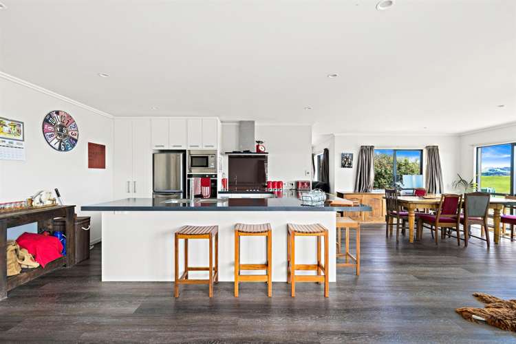 251 Mairetahi Road South Head_16