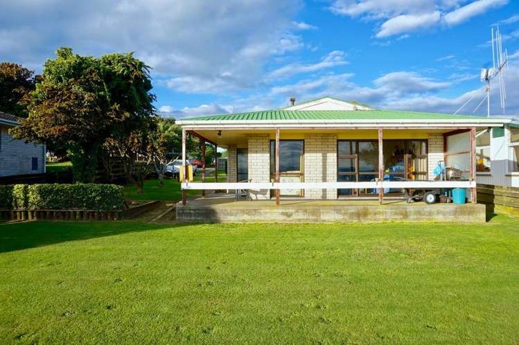 42 Arawa Avenue Maketu_12