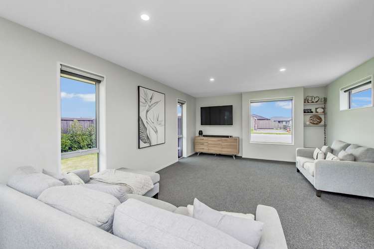 24 Jean Archie Drive Rolleston_13