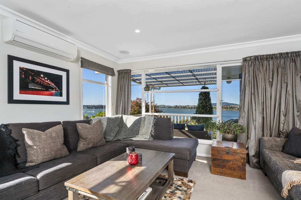 49 Baycroft Avenue_3