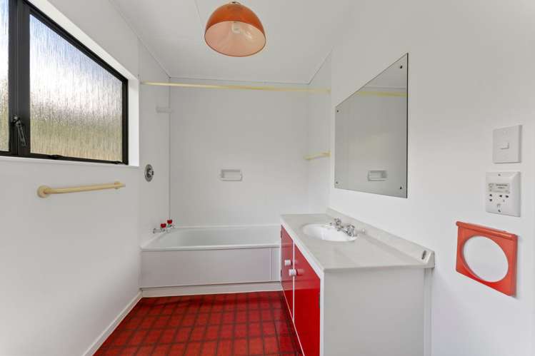 1/21 Montrose Drive Atawhai_13