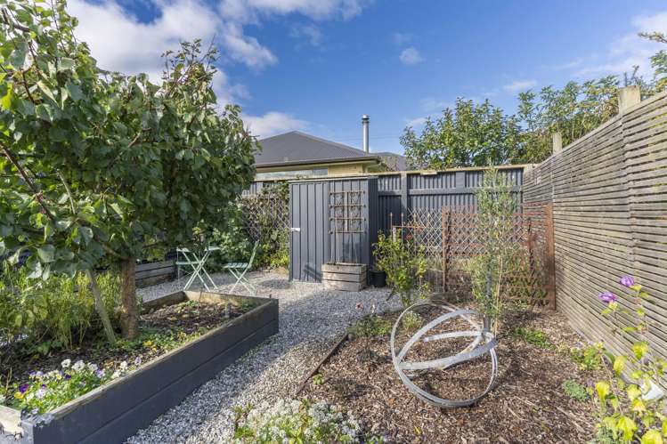 7 Moore Street Milton_15