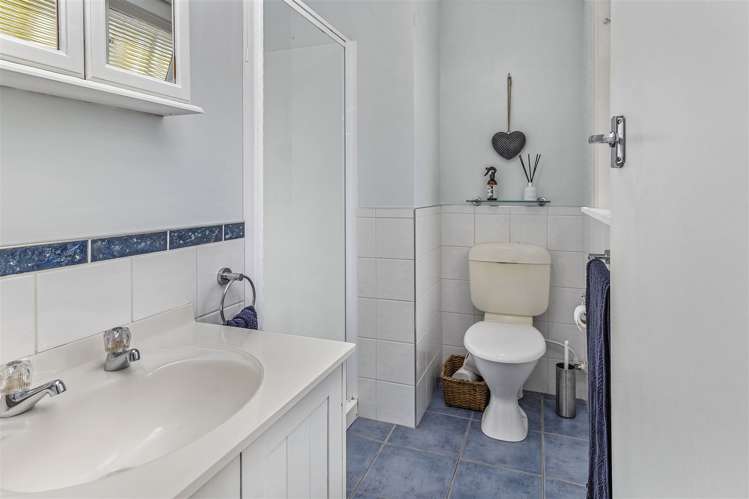 5 Bank Street Springlands_10