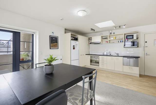 23/127 Molesworth Street Thorndon_2