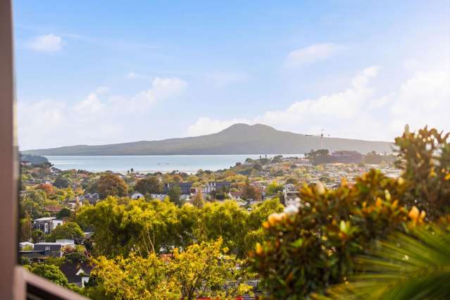 45A Bradbury Road Botany Downs_1