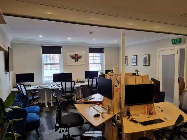 232 Oriental Parade Oriental Bay_1