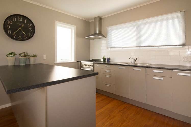 2 Hikurangi Street Te Atatu Peninsula_6