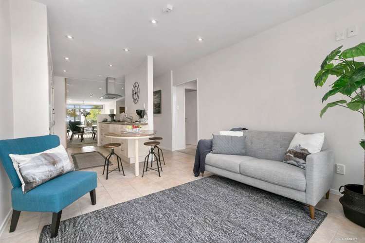 2/31 Tamaki Drive Mission Bay_6