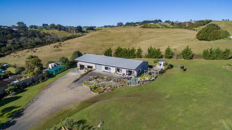 5b Ocean View Road Cable Bay_17