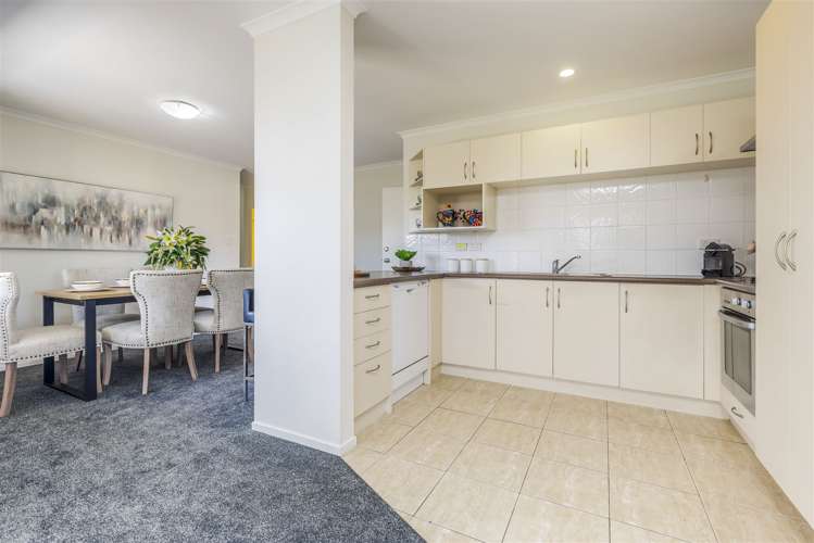 34 Tussock Avenue Mangere_8