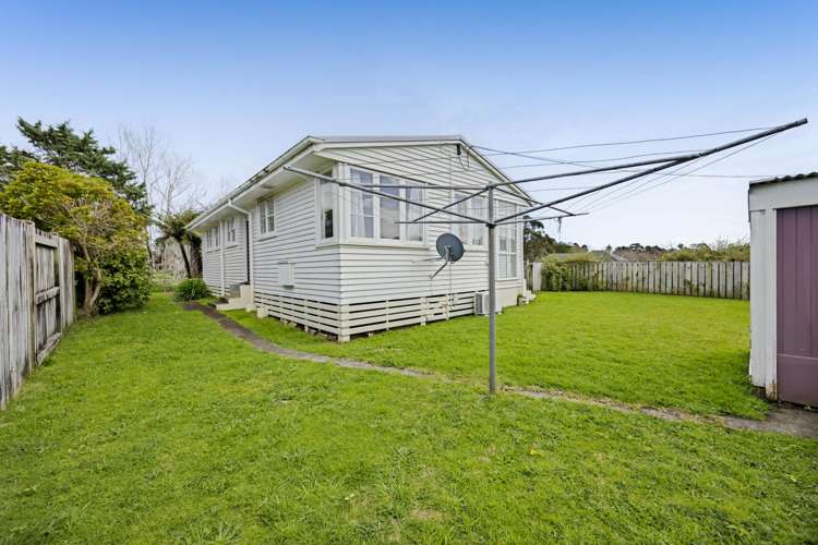 32B Seaview Road Marfell_18