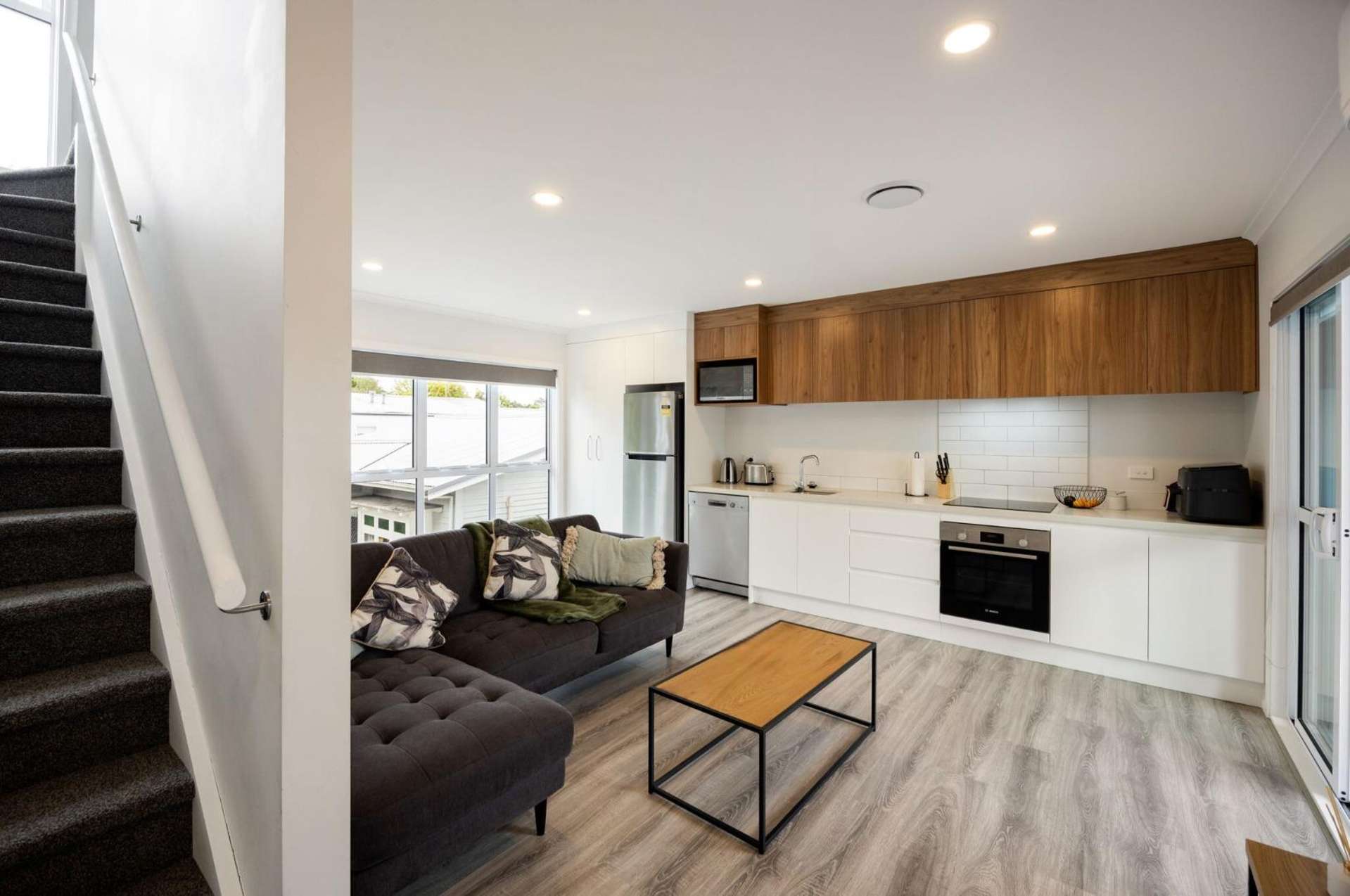 2/4 Palmerston Street 10463_0