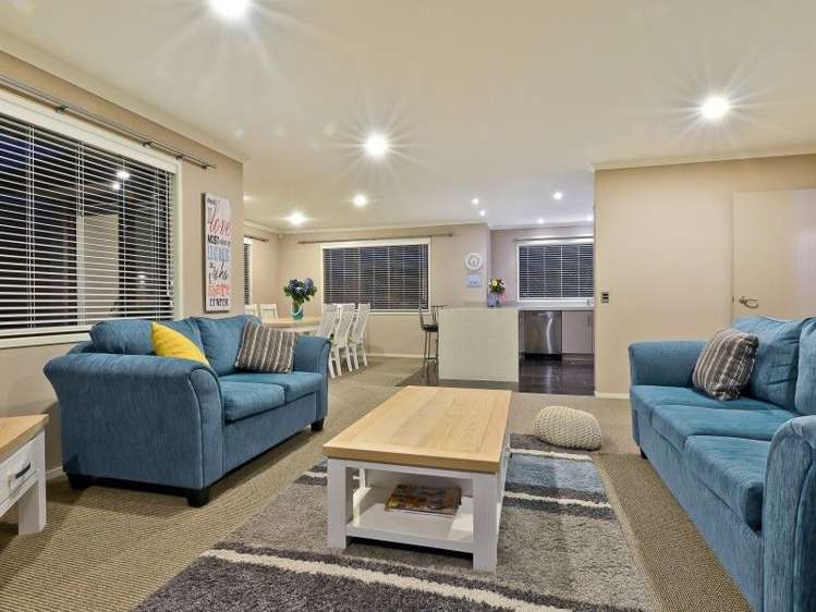 112 Huntington Drive Huntington_11