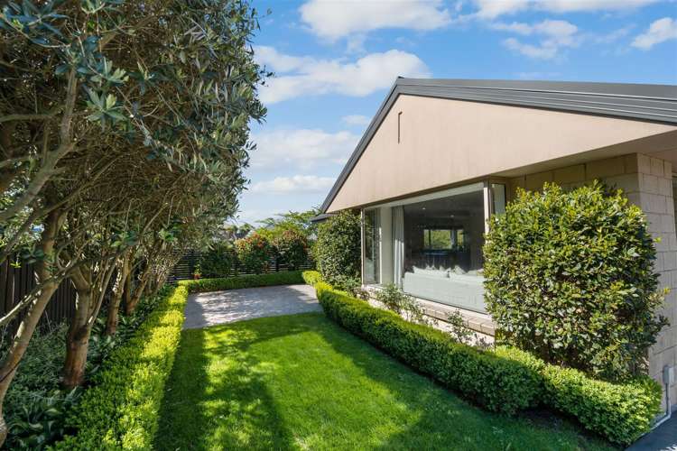 52 Skyedale Drive Harewood_26