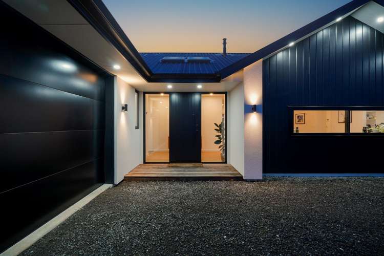 6 Chatham Rise Seaward Bush_46