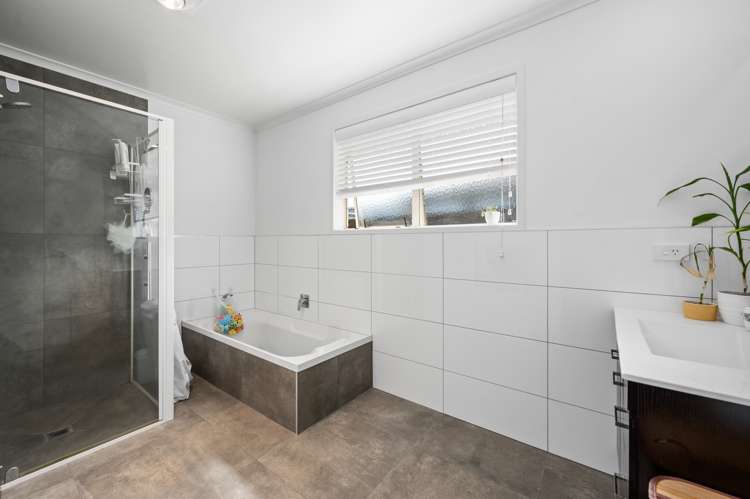 9 Holland Street Glenholme_14