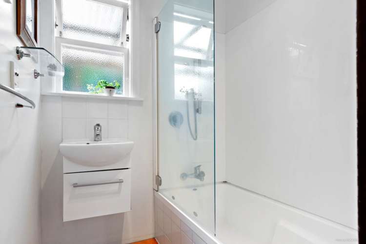 79 Kaurilands Road Titirangi_10