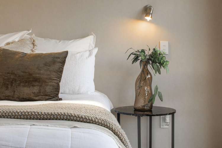 2 Pemberton Crescent Greerton_16