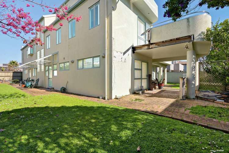 27b The Parade Bucklands Beach_12