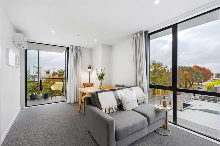 402/12 Latimer Square Christchurch Central_6