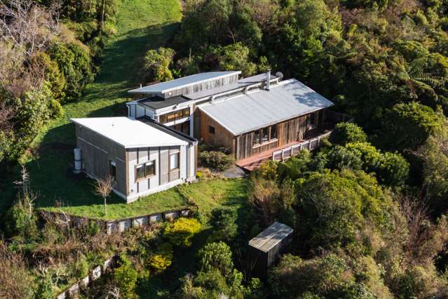 12 Alanbrooke Place Karori_1