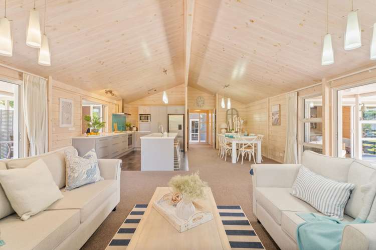 203 Kenwood Drive Matarangi_8