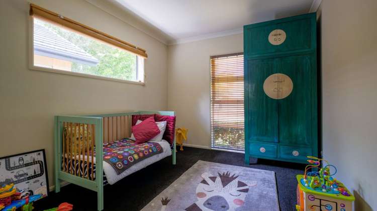 147 Hussey Road Northwood_15