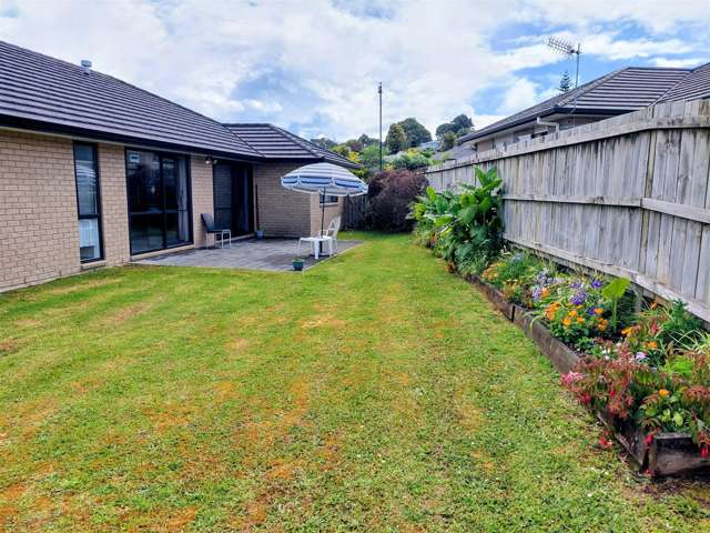 8 Muirfield Rise Te Kamo_4