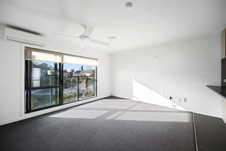 3 Chevalier Court 809 Heaphy Tce 1055_4