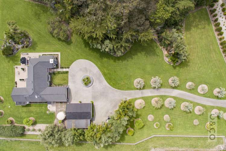 832 Old North Road_5