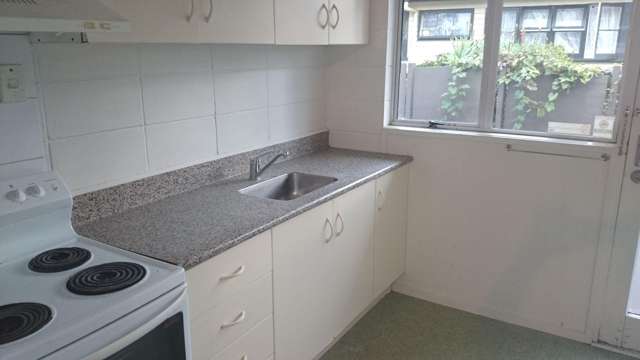 9/38 Edmonton Road Henderson_2